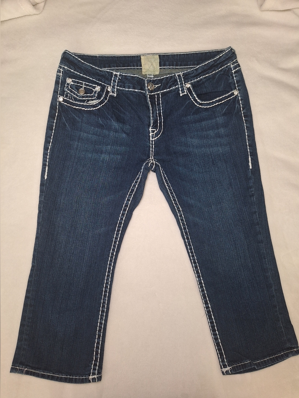 L.A. idol Dark Blue Capri Jeans with White Contrast Stitching